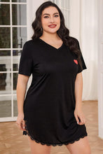 Load image into Gallery viewer, Plus Size Lace Trim V-Neck Short Sleeve Night Dress