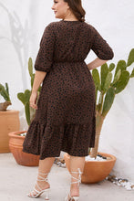 Load image into Gallery viewer, Curvy Size Printed Surplice Ruffle Hem Dress