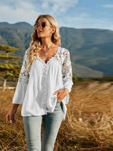 Load image into Gallery viewer, Spliced Lace Buttoned Blouse