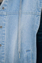 Load image into Gallery viewer, Relaxed Fit Hooded Denim Vest Jacket