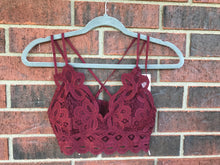 Load image into Gallery viewer, Crochet Lace bralette