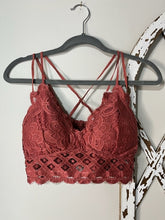 Load image into Gallery viewer, Crochet Lace bralette
