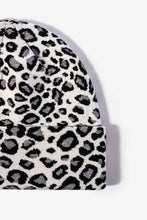 Load image into Gallery viewer, Leopard Pattern Cuffed Beanie
