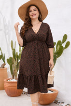 Load image into Gallery viewer, Curvy Size Printed Surplice Ruffle Hem Dress
