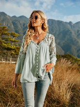 Load image into Gallery viewer, Spliced Lace Buttoned Blouse
