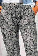 Load image into Gallery viewer, Leopard Pocketed Long Pants
