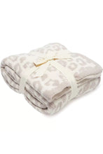 Load image into Gallery viewer, Leopard Grain Knitting Blanket 127*152CM
