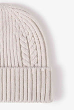 Load image into Gallery viewer, Cable-Knit Cuff Beanie
