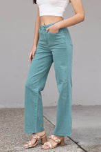 Load image into Gallery viewer, Judy Blue Full Size Straight Leg Pocket Jeans
