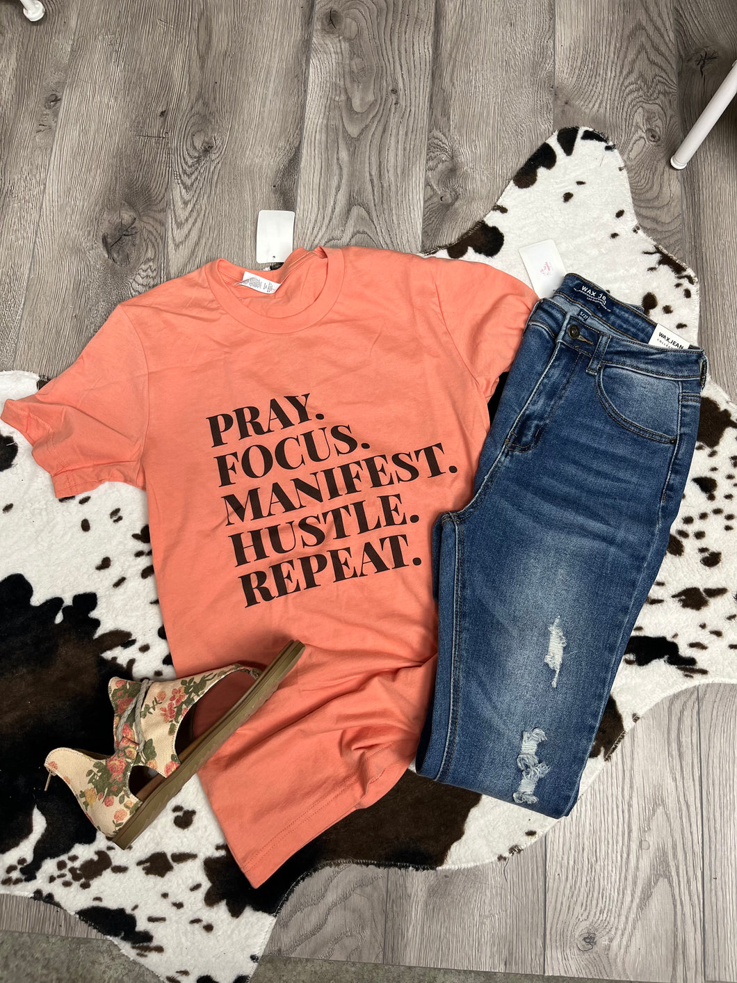 Pray Focus Manifest tee